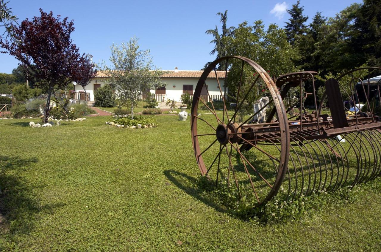 Il Covo Dei Briganti Hotel Latera Exterior photo